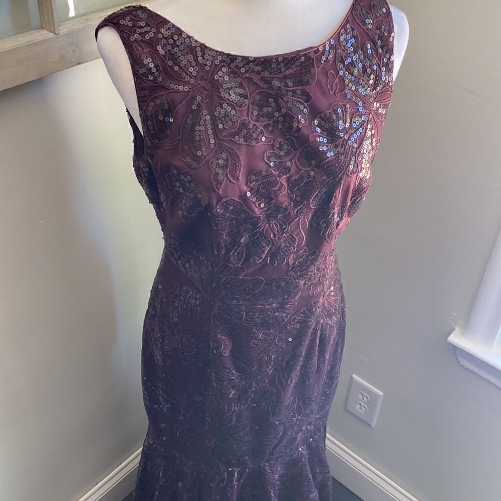 VINCE Camuto Floral Sequin Mermaid Gown - Picture 9 of 14